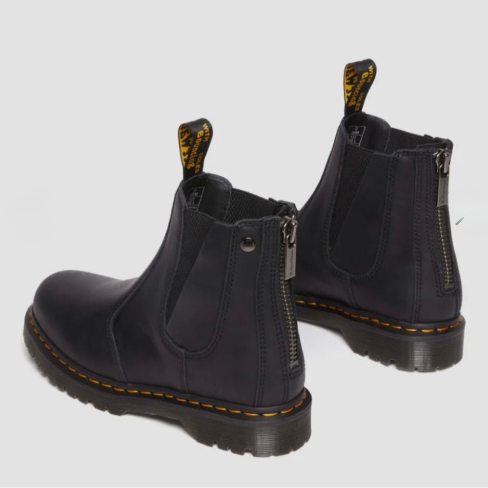 Dr. Martens 2976 ALT ZIP Chelsea Boots Men’s 11